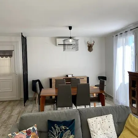 וילה Charmante Maison Au Pied Du Luberon *